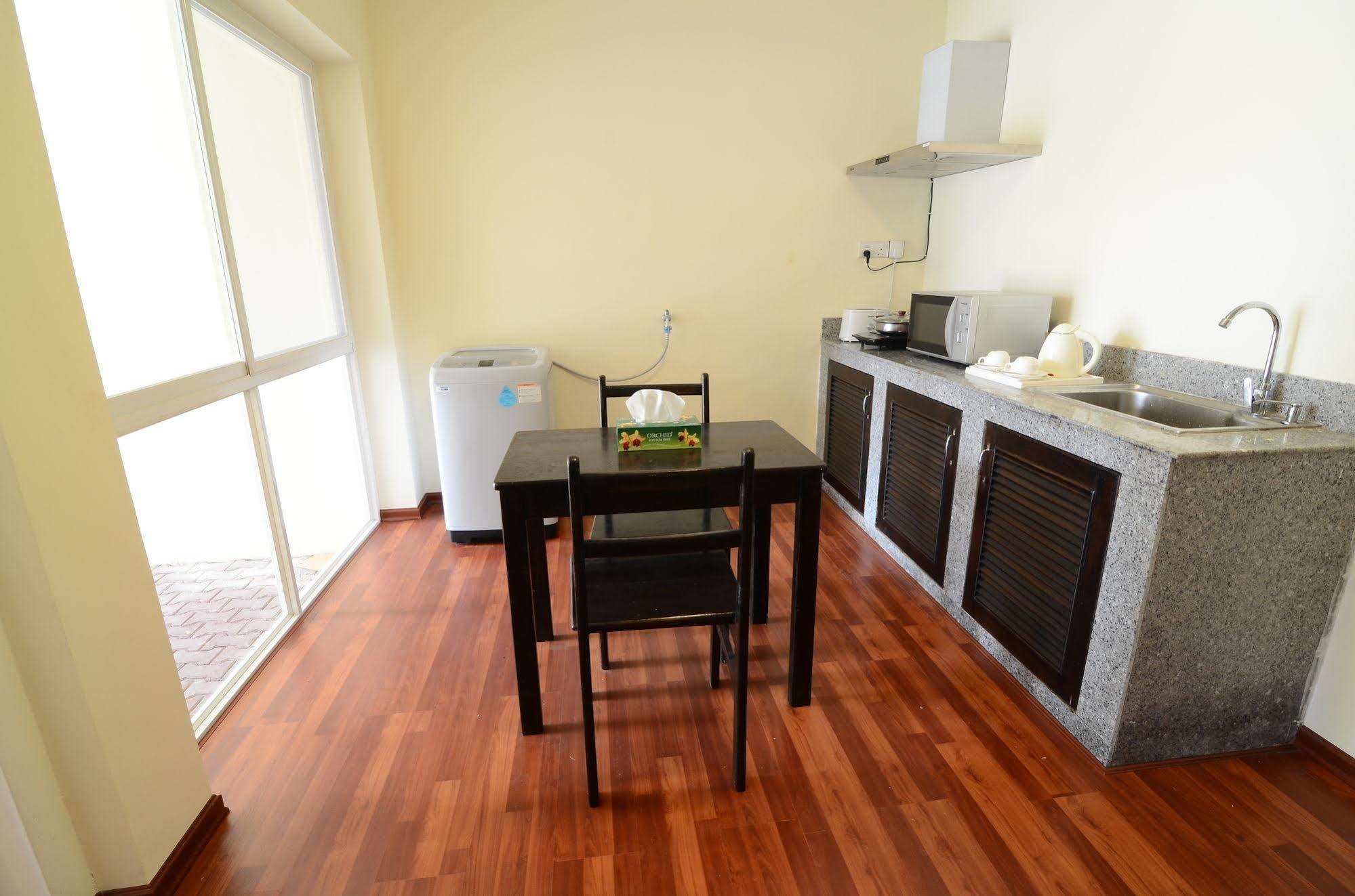 Vista Residence ヤンゴン エクステリア 写真